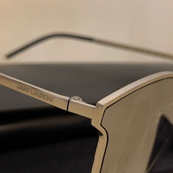 ❤️SOLD❤️Saint Laurent Metal SLVR Mirror Sunglasses - Picture 6 of 11